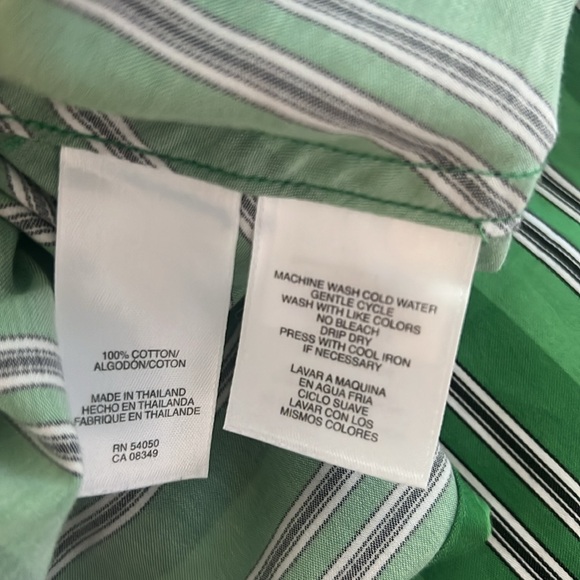 Crisp. Clean. Stylish. 100% cotton with slight polished sheet. Smooth, soft - Picture 7 of 8